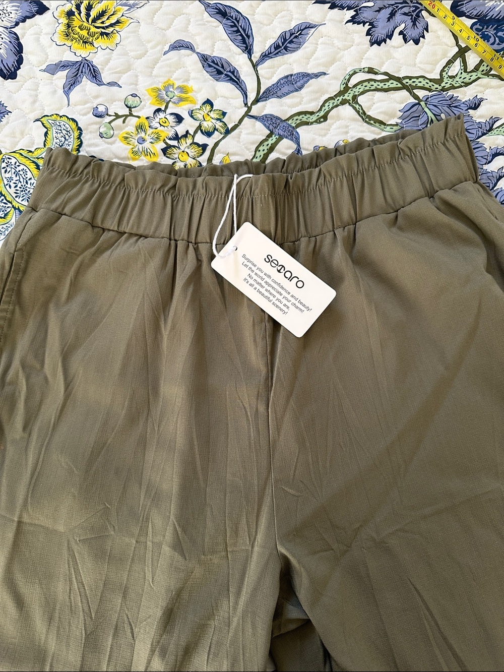 Women’s olive green pants